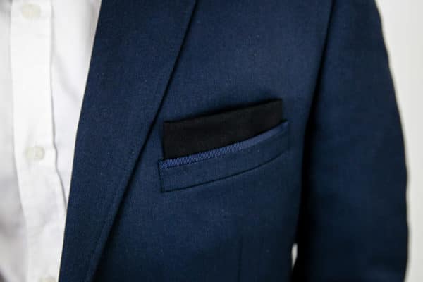 pochette noire
